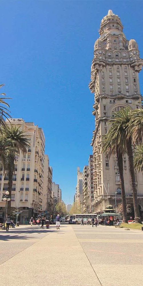 Montevideo neighbourhood vibes