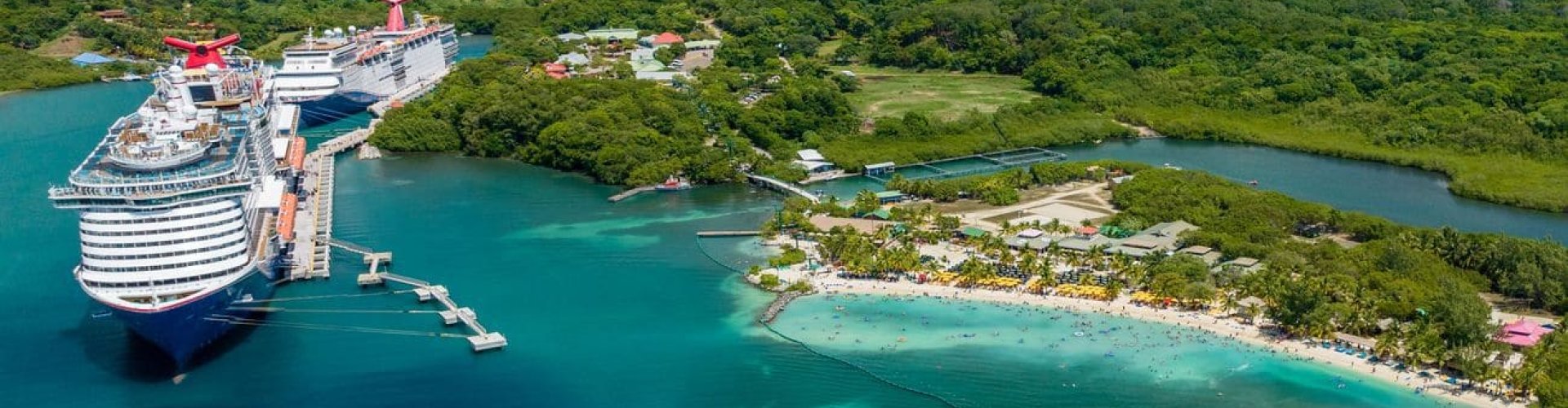 Sunset over Roatán beach apartments