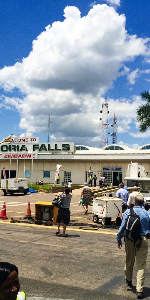 Neighbourhood street in Victoria Falls, ZW
