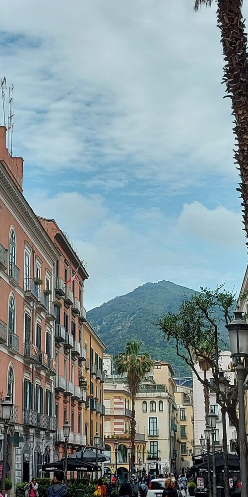 Salerno neighbourhood vibe