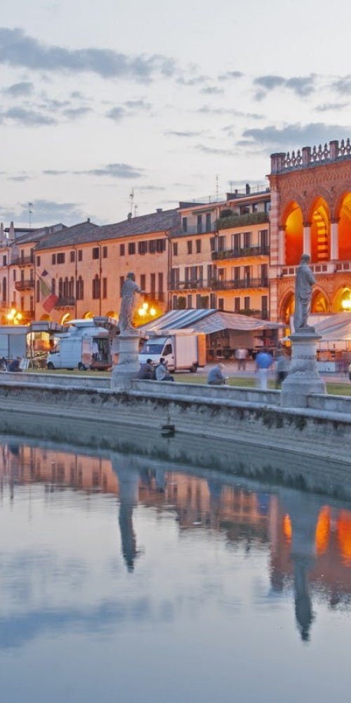 Neighbourhood vibes in Padua